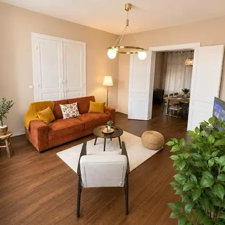 Maison De Maître De 5 Jusque 10 Voyageurs *