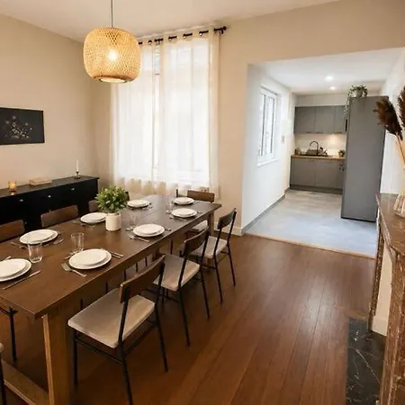 Maison De Maître De 5 Jusque 10 Voyageurs Maison d'hôtes