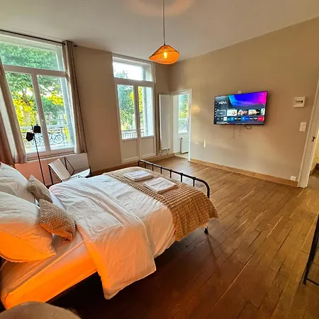 Maison De Maître De 5 Jusque 10 Voyageurs Maison d'hôtes Givet