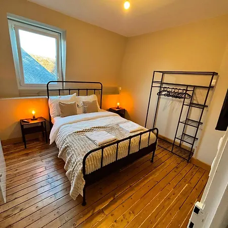Maison De Maître De 5 Jusque 10 Voyageurs Givet